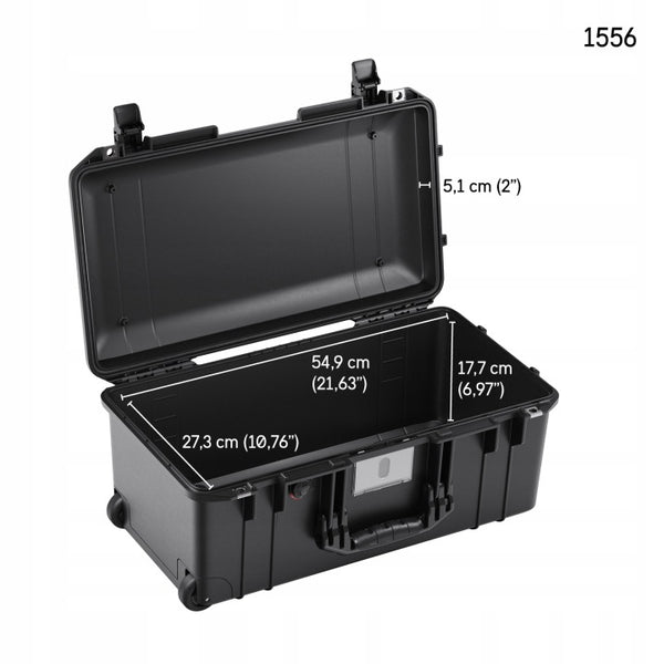 Peli 1556 Air Case na kółkach jako bagaż rejestrowany